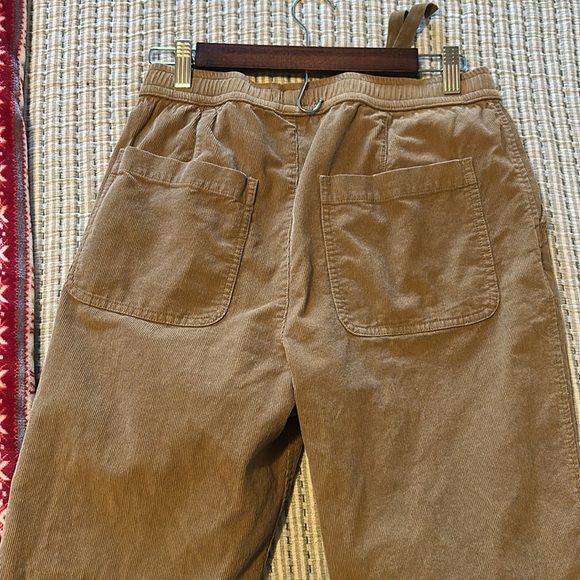 Toad and Co Women’s corduroy pull on pants - Picture 4 of 4